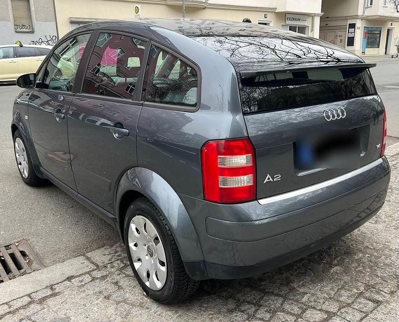 Gebraucht Audi A2 75 PS (55 kW) 2002 Grau Kleinwagen