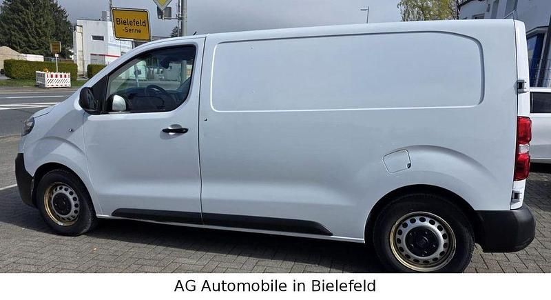Gebraucht Fiat Scudo Basis 120 PS (88 kW) 2023 Weiß Van
