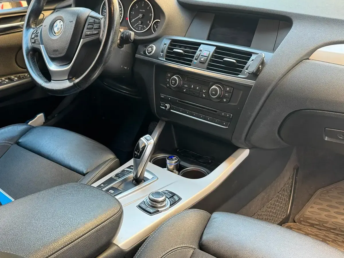 Gebraucht BMW X3 184 PS (135 kW) 2012 Weiß SUV