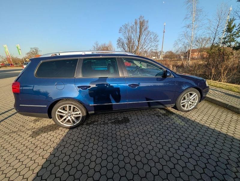 Gebraucht VW Passat Highline 140 PS (102 kW) 2008 Blau Kombi