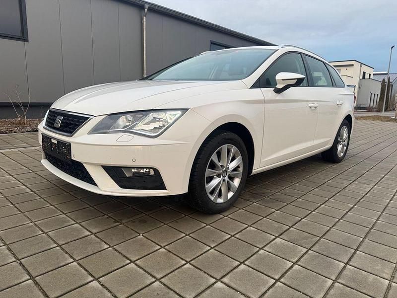 Weiß Gebraucht 2020 Seat Leon ST Style Kombi | 14.999 € (Guter Preis) - Bild 1/4