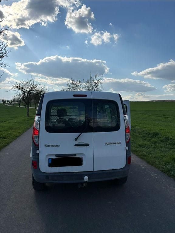 Gebraucht Renault Kangoo Luxe 110 PS (80 kW) 2014 Weiß Van / Kleinbus