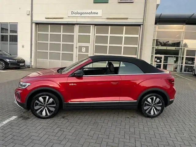 Gebraucht VW T-Roc Cabriolet Goal 150 PS (110 kW) 2025 Kings red metallic Cabrio