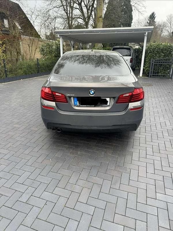 Gebraucht BMW 530 258 PS (189 kW) 2016 Limousine