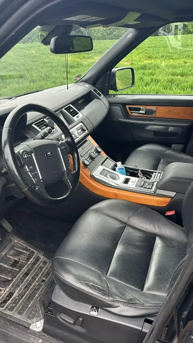 Używany Land Rover Range Rover 256 KM (188 kW) 2012 Czarny SUV