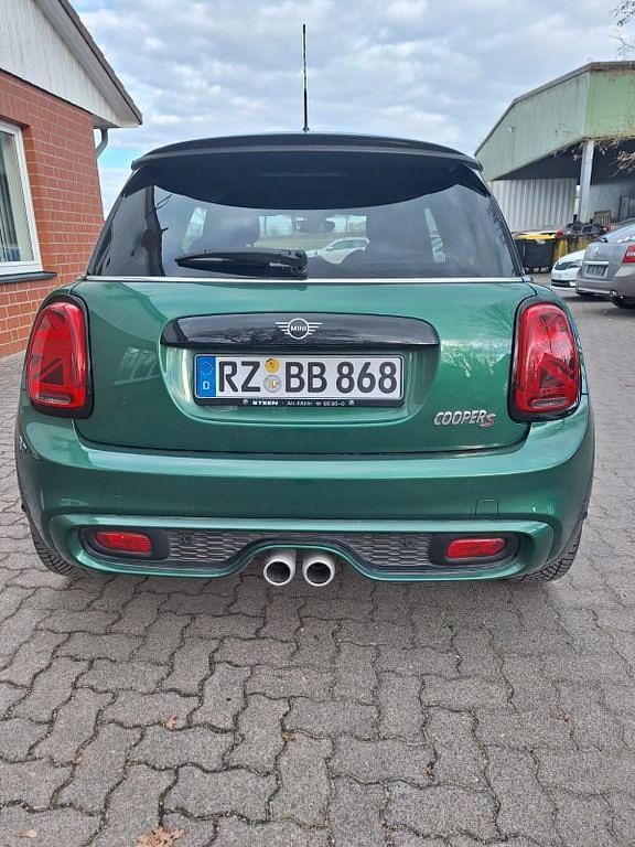 Gebraucht Mini Cooper S 192 PS (141 kW) 2020 Grün Kleinwagen