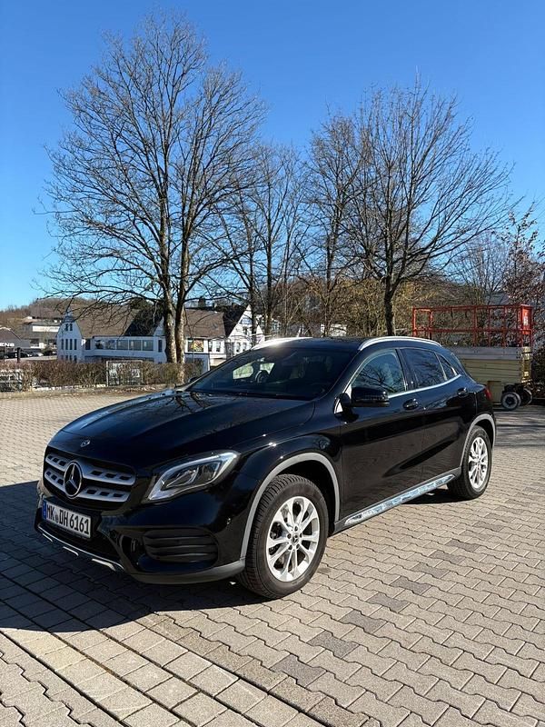 Gebraucht Mercedes GLA250 AMG 211 PS (155 kW) 2019 Schwarz SUV