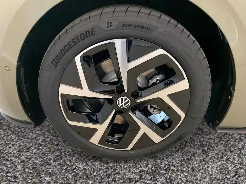 Neu VW ID.3 Pro 139 kW (190 PS) 2026 Grün Kleinwagen