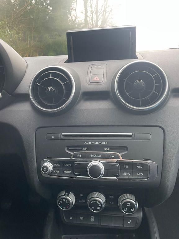 Gebraucht Audi A1 Sportback 95 PS (69 kW) 2017 Blau Kleinwagen