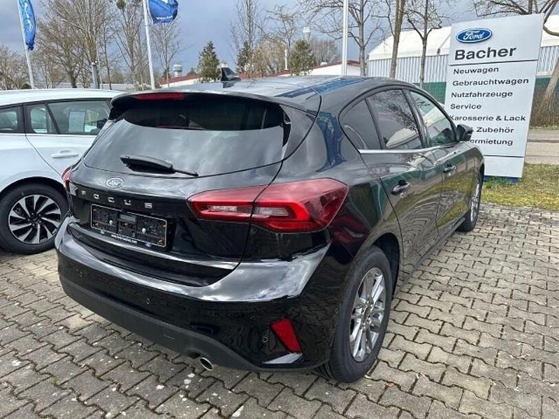 Neu Ford Focus Titanium 155 PS (114 kW) 2026 Obsidianschwarz metallic Limousine