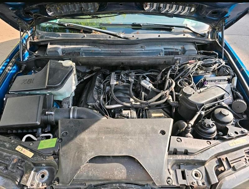 Second-hand BMW X5 286 CP (210 kW) 2000 Albastru SUV