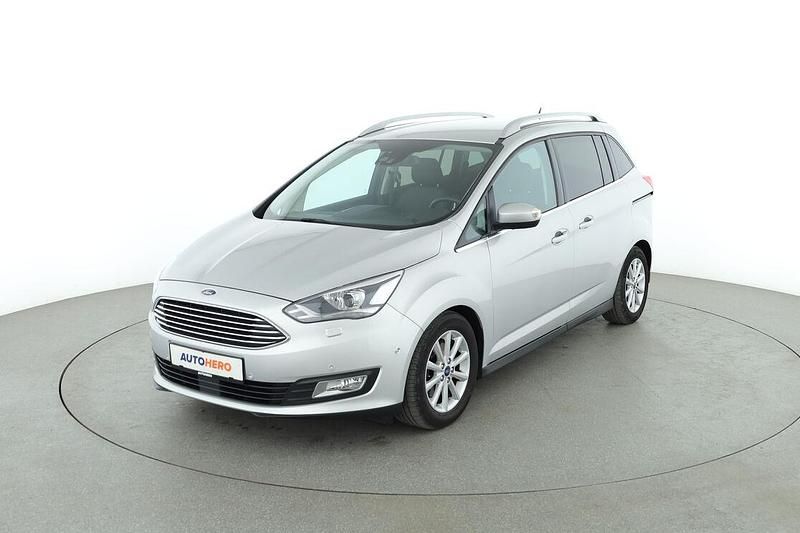 Grau Gebraucht 2019 Ford Grand C-Max Titanium Van / Kleinbus | 17.780 € (Etwas zu teuer) - Bild 1/3