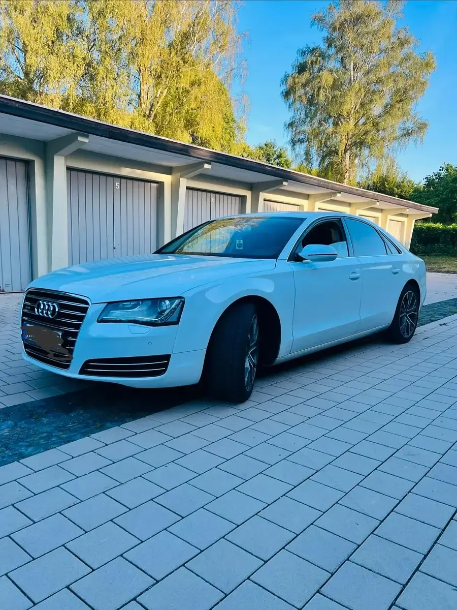 Gebraucht Audi A8 258 PS (189 kW) 2013 Weiß Limousine