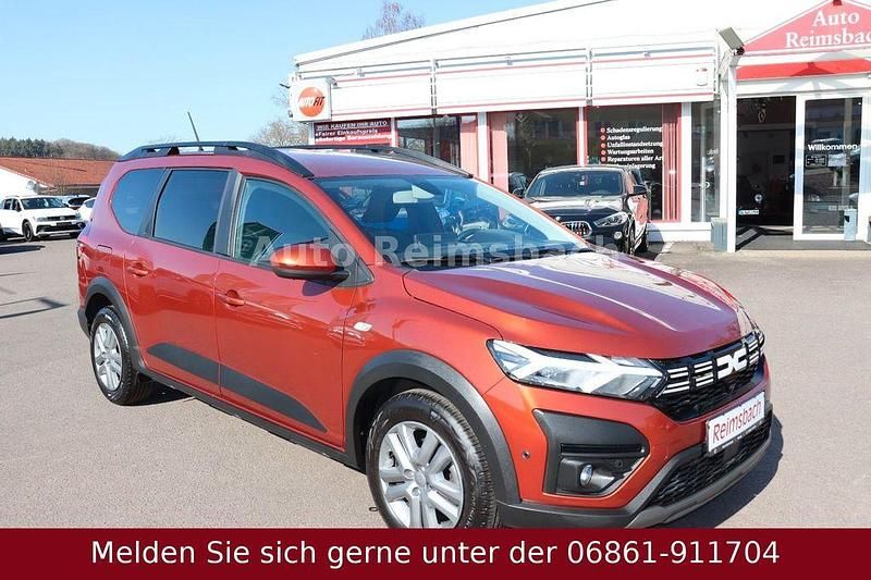 Gebraucht Dacia Jogger 110 PS (80 kW) 2023 Orange Van / Kleinbus