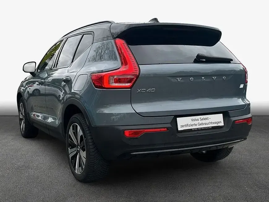 Gebraucht Volvo XC40 Plus 169 kW (231 PS) 2023 Grau SUV