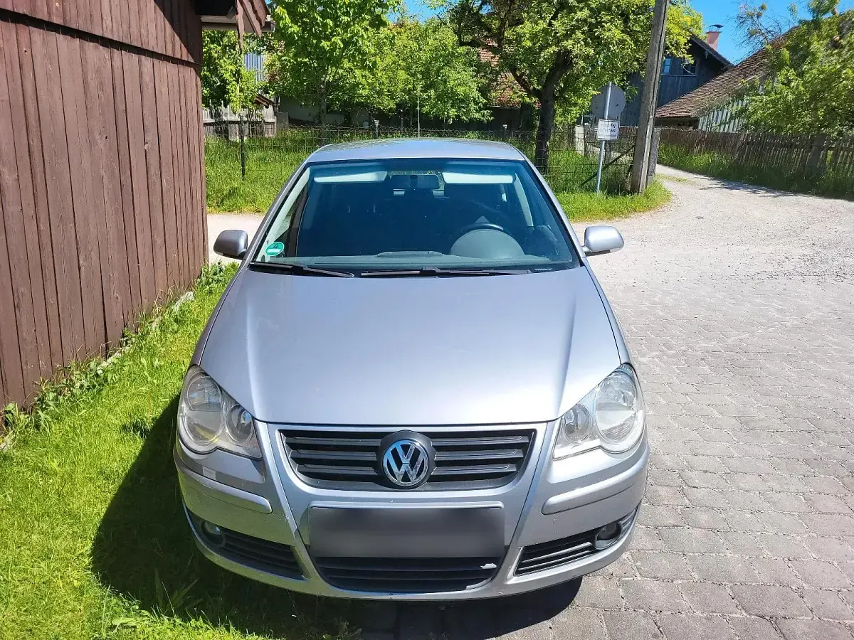 Gebraucht VW Polo 80 PS (58 kW) 2008 Grau Kleinwagen