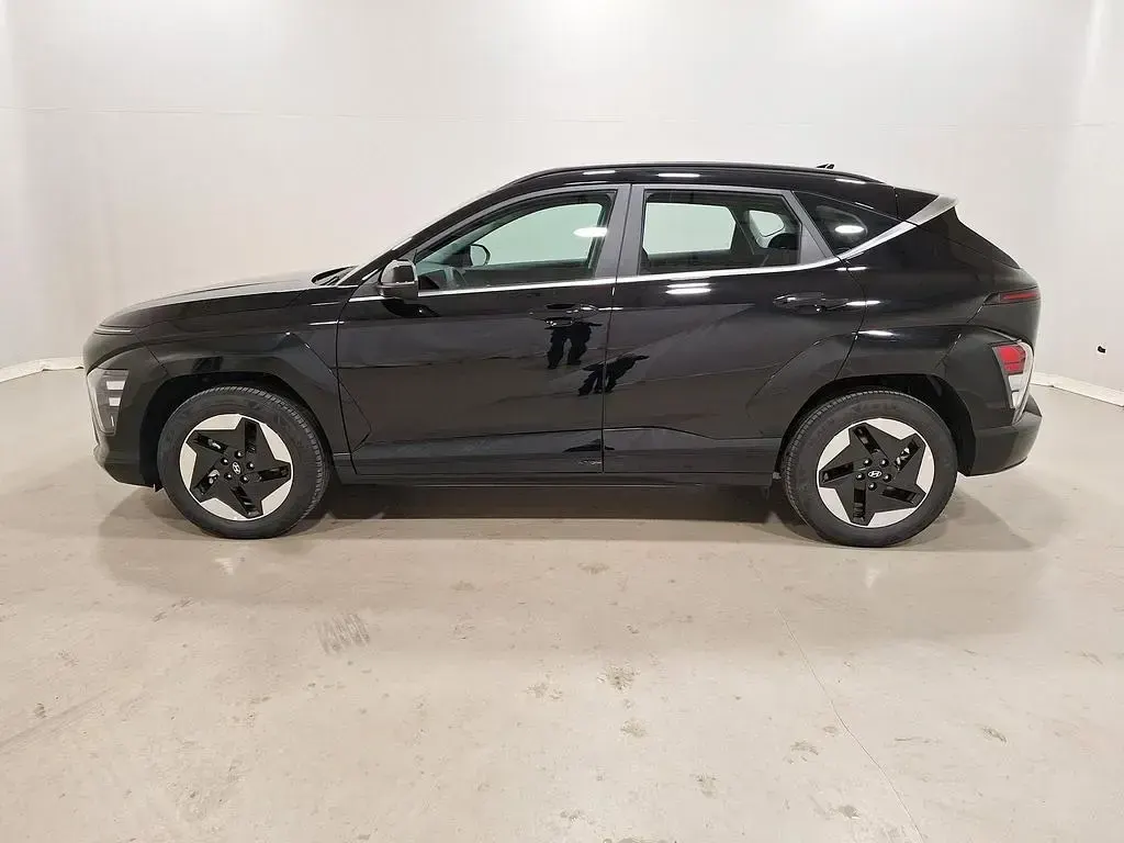 Neu Hyundai Kona Advantage 114 kW (156 PS) 2026 Abyss black / mic SUV