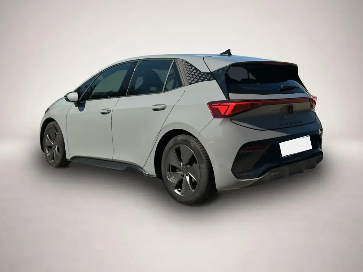 Gebraucht Cupra Born 150 kW (204 PS) 2023 Manufacturer Kleinwagen