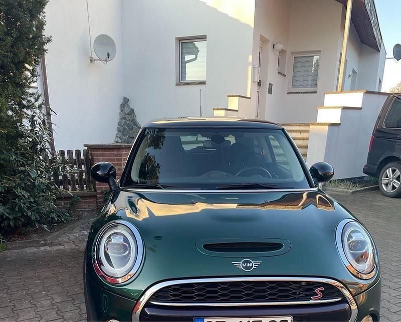 Second-hand Mini Cooper S 192 CP (141 kW) 2018 Verde Hatchback