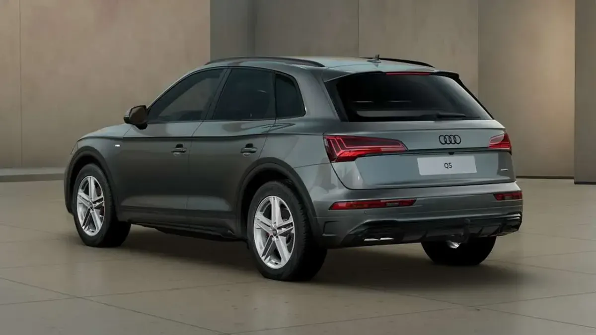 Gebraucht Audi Q5 S-Line 204 PS (150 kW) 2025 Chronosgrau metallic SUV