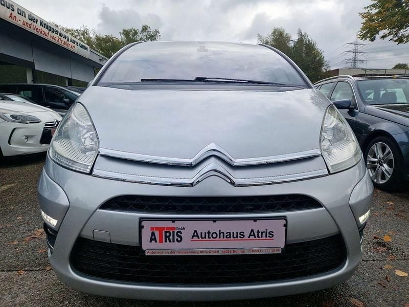 Grau Gebraucht 2013 Citroën C4 Picasso SELECTION Van / Kleinbus | 4.850 € (Guter Preis) - Bild 1/4