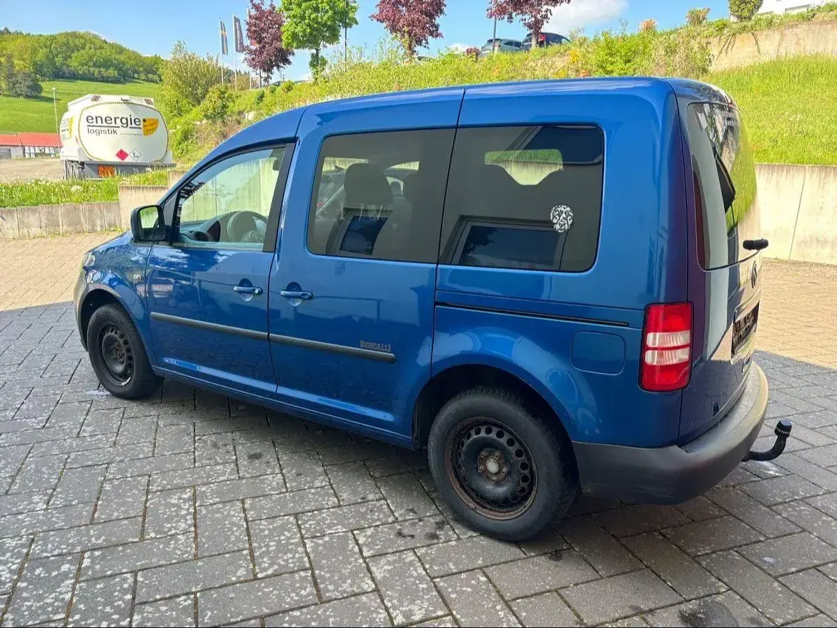 Gebraucht VW Caddy Trendline 102 PS (75 kW) 2012 Blau Van / Kleinbus
