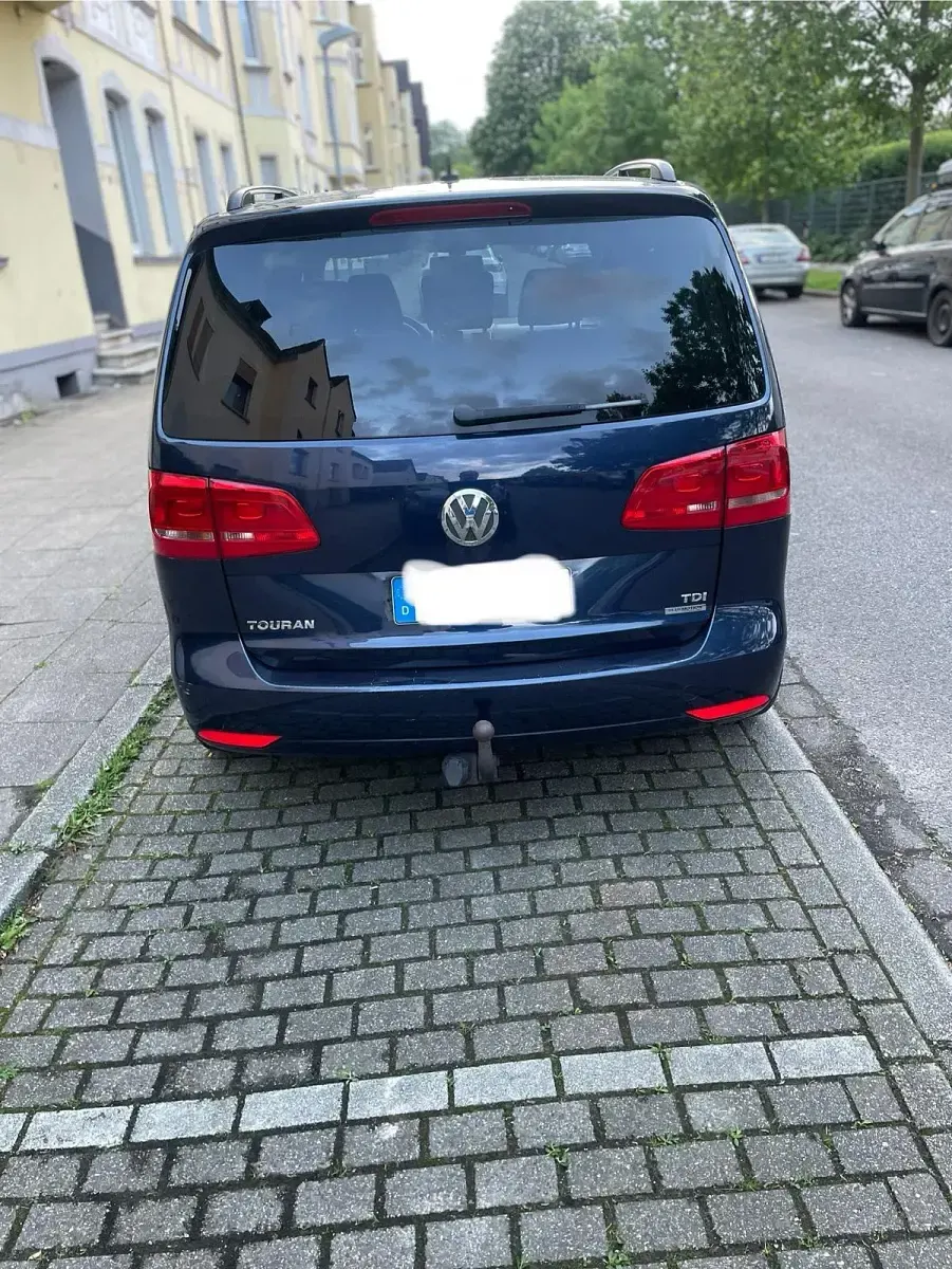 Gebraucht VW Touran 105 PS (77 kW) 2011 Blau Van / Kleinbus