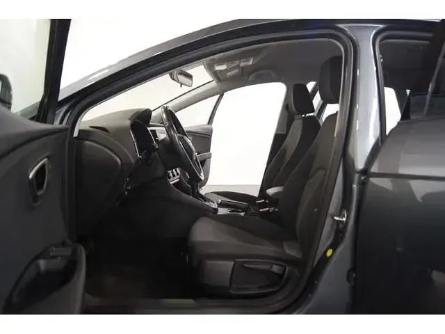 Usata Seat Leon Style 110 CV (80 kW) 2017 Grigio Berlina