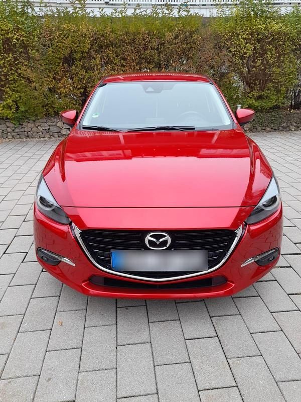 Gebraucht 2018 Mazda 3 Limousine | 17.500 € (Etwas zu teuer) - Bild 1/4