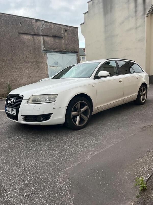 Weiß Gebraucht 2008 Audi A6 Kombi | 3.300 € (Guter Preis) - Bild 1/4