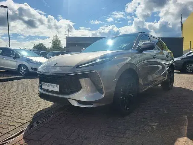 Neu DFSK Forthing 5 177 PS (130 kW) 2026 SUV