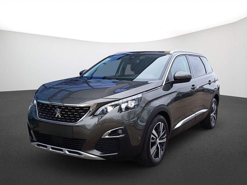 Lackierung smart grey/metallic klarlack Gebraucht 2019 Peugeot 5008 Allure SUV | 22.380 € (Guter Preis) - Bild 1/4