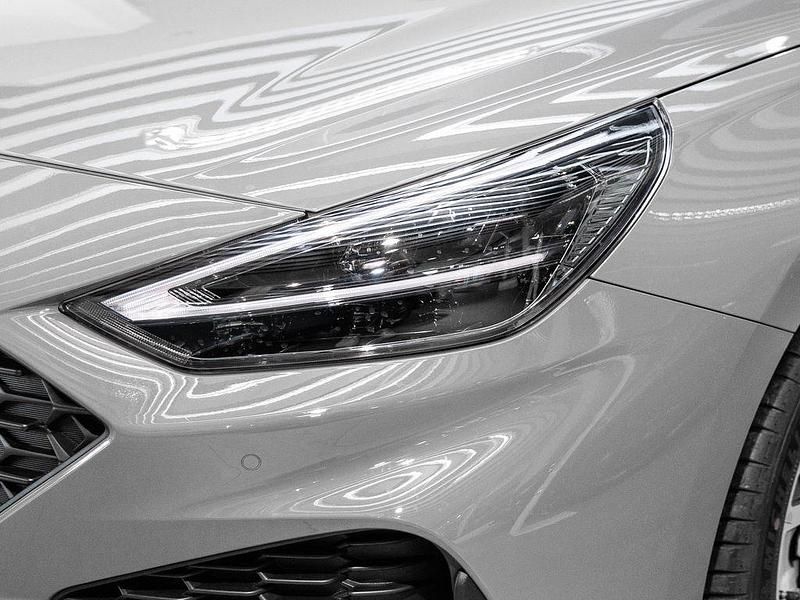 Neu Hyundai i30 N Line 140 PS (102 kW) 2025 Grau Limousine