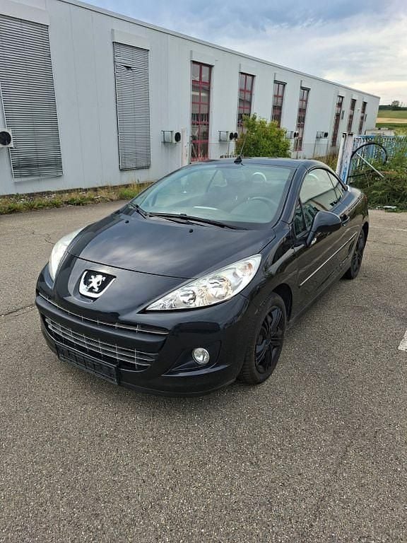 Schwarz Gebraucht 2011 Peugeot 207 CC Premium Cabrio | 1.400 € (Superpreis) - Bild 1/4