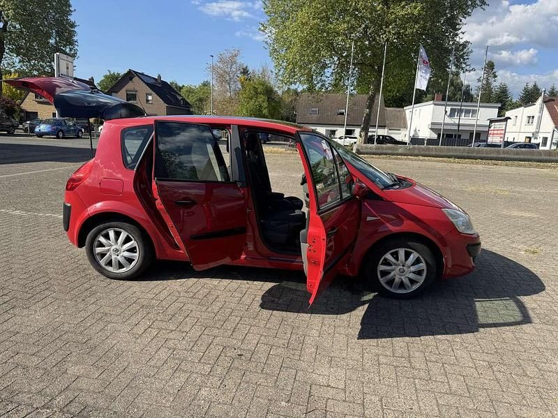 Gebraucht Renault Scénic II 111 PS (81 kW) 2007 Hellrot Van / Kleinbus