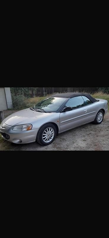 Grau Gebraucht 2003 Chrysler Sebring Cabriolet Cabrio | 1.350 € (Superpreis) - Bild 1/4