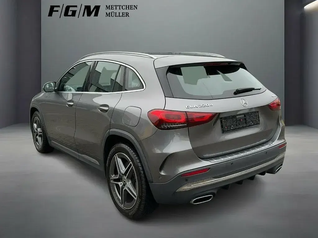 Gebraucht Mercedes GLA220 AMG 190 PS (139 kW) 2020 Grau SUV