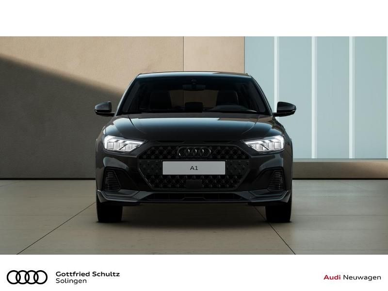 Neu Audi A1 116 PS (85 kW) 2026 Schwarz Kleinwagen