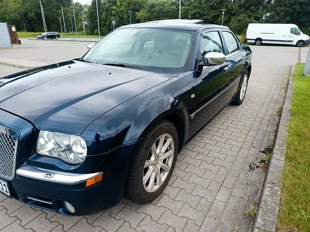 Gebraucht Chrysler 300C 218 PS (160 kW) 2006 Blau Limousine