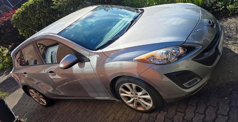 Silber Gebraucht 2010 Mazda 3 Edition Limousine | 4.000 € - Bild 1/4