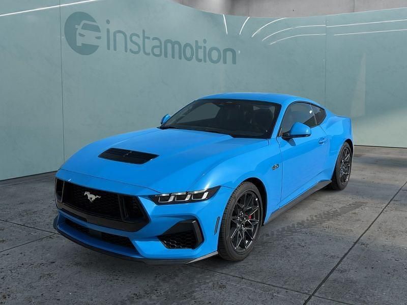 Blau Neu 2025 Ford Mustang GT Fastback Coupé | 60.399 € (Fairer Preis) - Bild 1/4