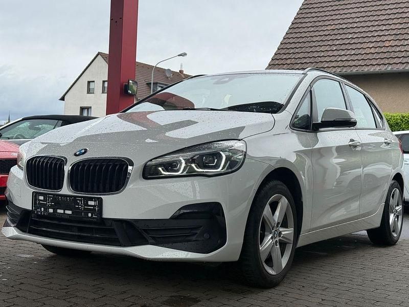 Gebraucht BMW 218 Advantage 150 PS (110 kW) 2020 Weiß Kombi