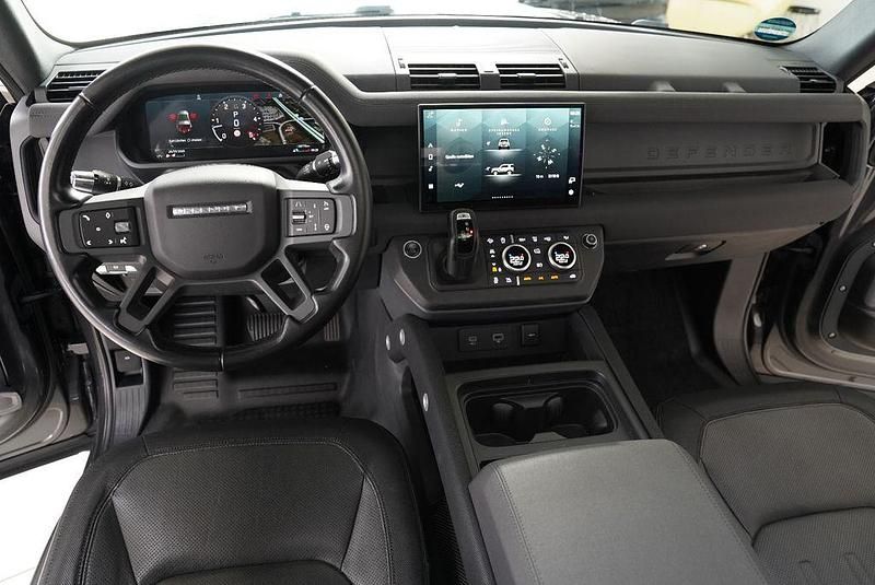 Gebraucht Land Rover Defender Dynamic 200 PS (147 kW) 2021 Grau SUV