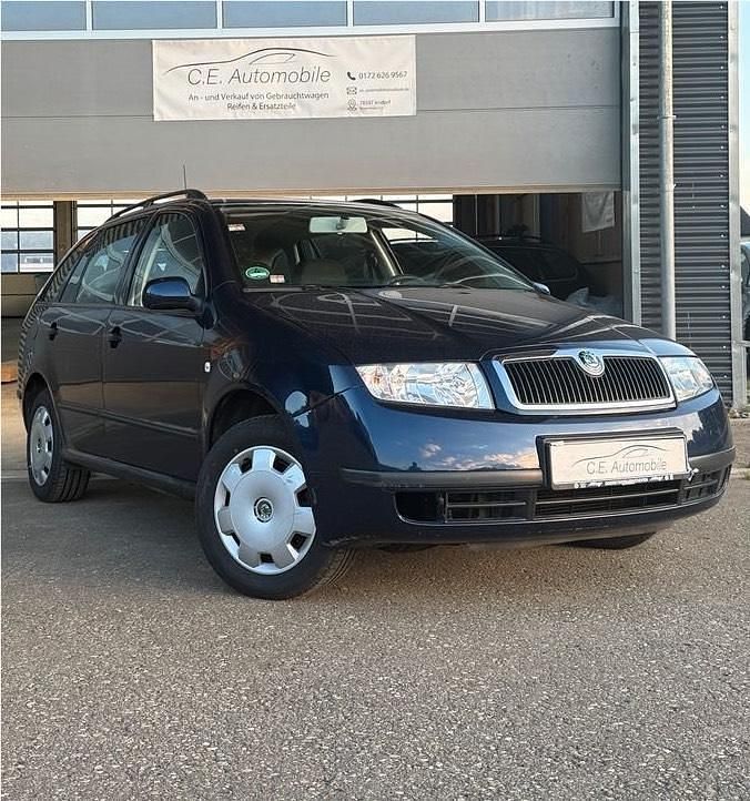 Blau Gebraucht 2004 Skoda Fabia Kombi | 3.599 € (Teuer) - Bild 1/4