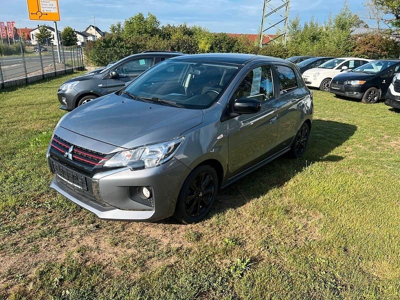 Grau Gebraucht 2022 Mitsubishi Space Star Spirit+ Kleinwagen | 11.750 € (Fairer Preis) - Bild 1/4