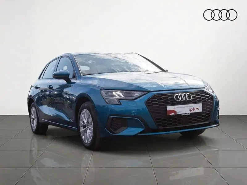 Gebraucht Audi A3 Sportback 204 PS (150 kW) 2023 Blau Kleinwagen