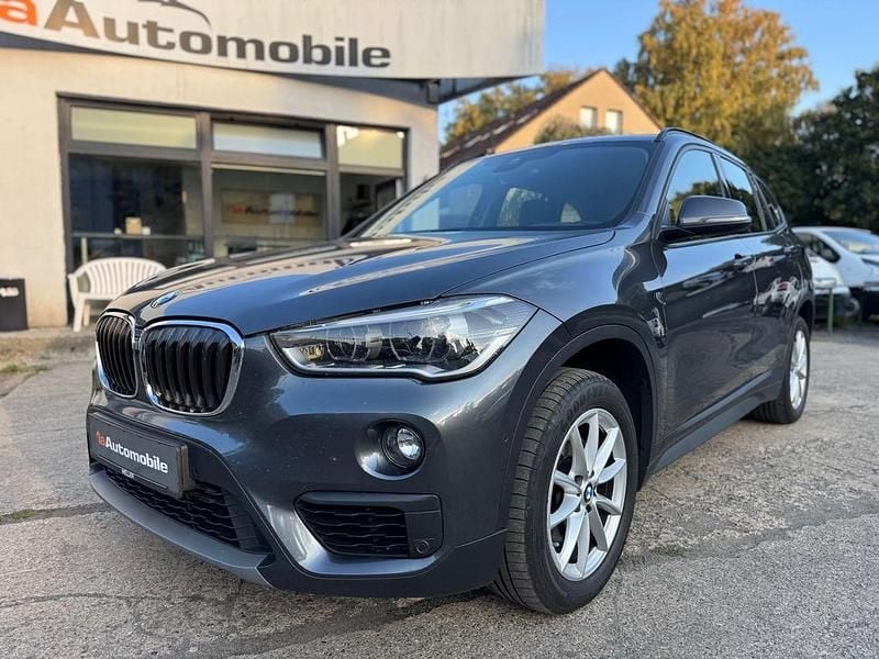 Grau Gebraucht 2017 BMW X1 Advantage SUV | 12.888 € (Etwas zu teuer) - Bild 1/4