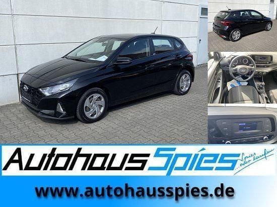 Phantom black / met Gebraucht 2021 Hyundai i20 Select Limousine | 9.990 € (Guter Preis) - Bild 1/4