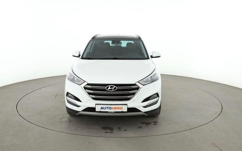 Gebraucht Hyundai Tucson 177 PS (130 kW) 2017 Weiß SUV