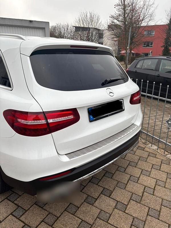 Gebraucht Mercedes GLC250 204 PS (150 kW) 2016 Weiß SUV